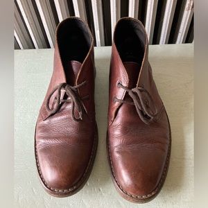 Valentino men’s brown leather chukka boots